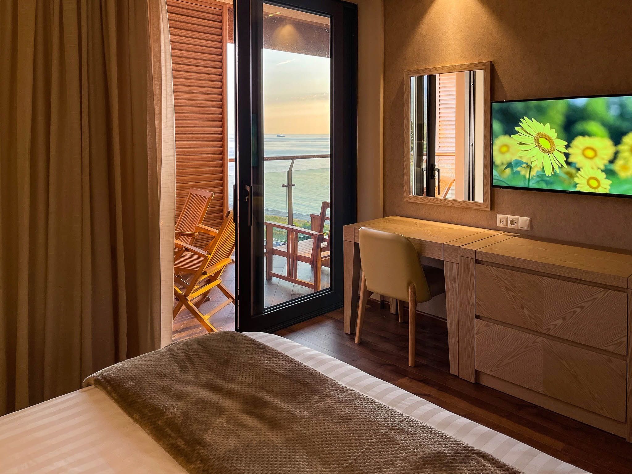 Dreamland Oasis Sea View Studio 14 floor