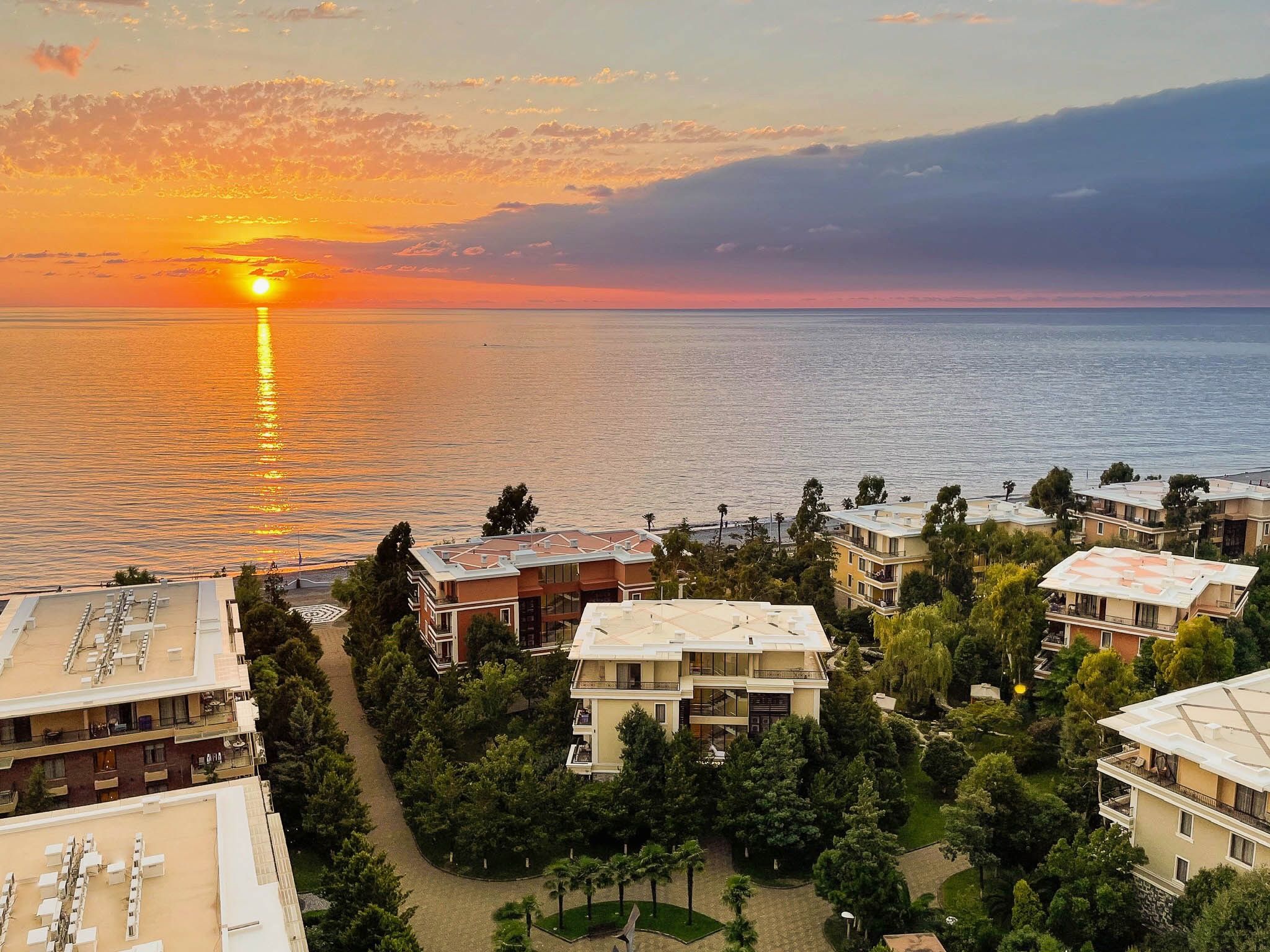 Dreamland Oasis Sea View Studio 14 floor